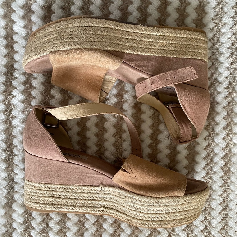 Steve Madden Cream Wedges